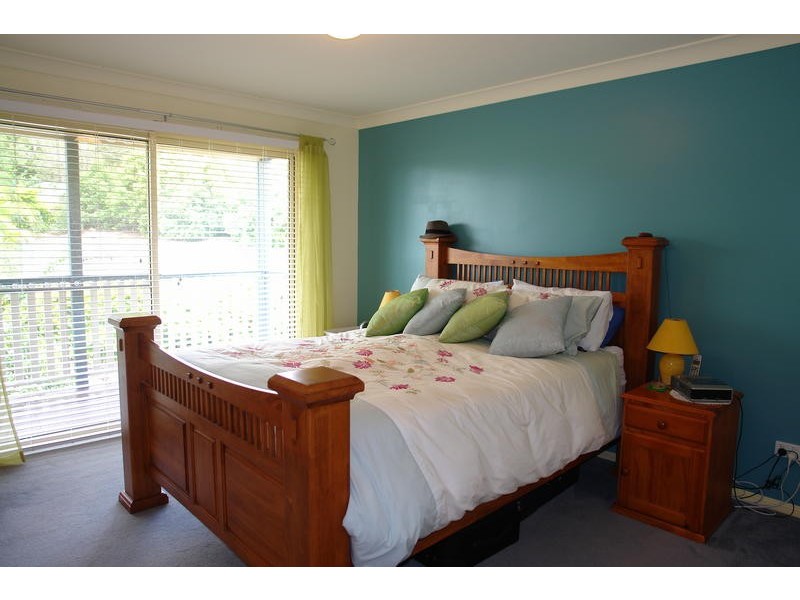 66 Gibson Cres, Bellbowrie QLD 4070